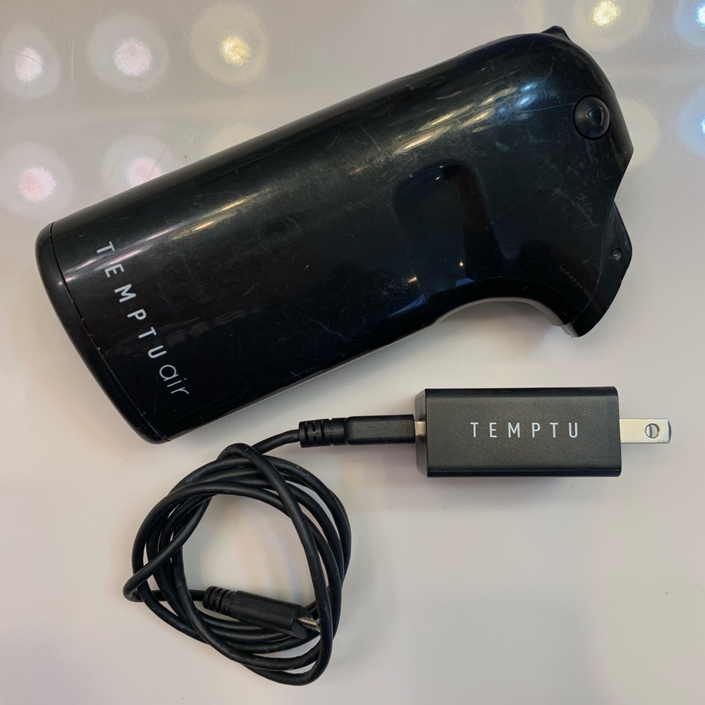 Temptu Air Makeup Airbrush